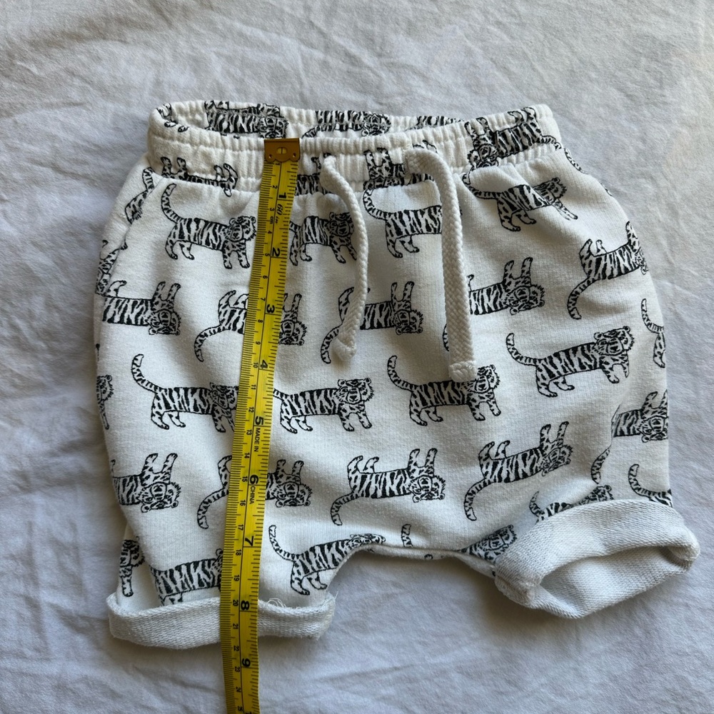 Old Navy White Baby Shorts with Tiger Print - Picture 2 of 4